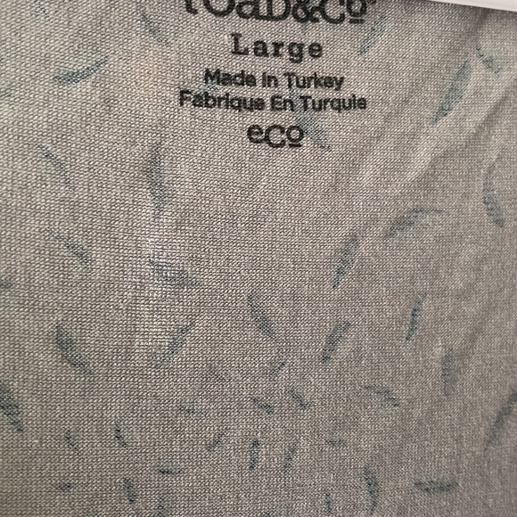 Toad & Co - Tica Dress- Large.  Has flattering drawstring waist and pockets. - Picture 4 of 4